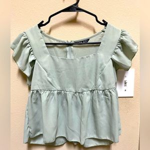 Mint top- never worn